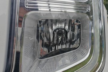 ���R5���˰� 2025�� ���г�����ȷ��͢� 6��  ���綯��� ����ʱ��52.16kWhͼƬ