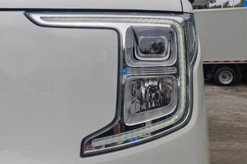 ���R5���˰� 2025�� ���г�����ȷ��͢� 6��  ���綯��� ����ʱ��52.16kWhͼƬ