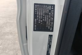 R5客运版&nbsp;电动封闭厢货驾驶室图片