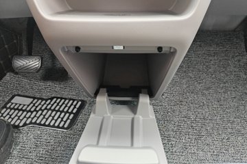 ���R5���˰� 2025�� ���г�����ȷ��͢� 6��  ���綯��� ����ʱ��52.16kWhͼƬ