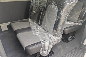 ���R5���˰� 2025�� ���г�����ȷ��͢� 6��  ���綯��� ����ʱ��52.16kWhͼƬ