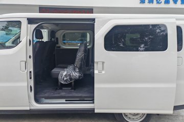 ���R5���˰� 2025�� ���г�����ȷ��͢� 6��  ���綯��� ����ʱ��52.16kWhͼƬ