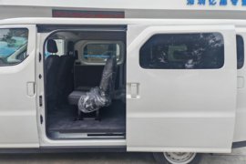 R5客运版&nbsp;电动封闭厢货货厢图片