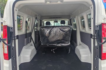 ���R5���˰� 2025�� ���г�����ȷ��͢� 6��  ���綯��� ����ʱ��52.16kWhͼƬ