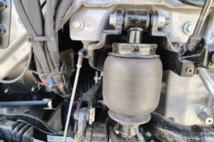 福田 欧曼GTL星翼Pro版 8.5L柴油 360马力 6X2 采埃孚9档 AMT自动档 9.58米厢式载货车 福田 欧曼GTL星翼Pro版 8.5L柴油 360马力 6X2 采埃孚9档 AMT自动档 9.58米厢式载货车