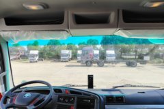 福田 欧曼行星 240马力 4X2 6.8米栏板载货车