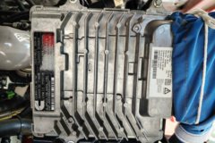 福田 欧曼行星 240马力 4X2 6.8米栏板载货车