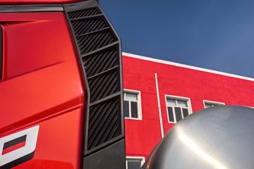 ���J6P ����� 13.2L LNG 530���� 6X4 һ�����12�� �߶� ǣ����ͼƬ