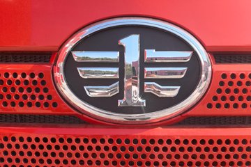 ���J6P ����� 13.2L LNG 530���� 6X4 һ�����12�� �߶� ǣ����ͼƬ