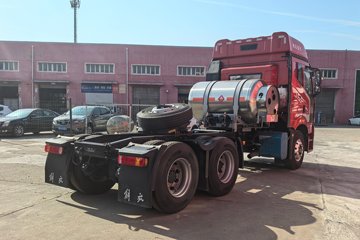 ���J6P ����� 13.2L LNG 530���� 6X4 һ�����12�� �߶� ǣ����ͼƬ