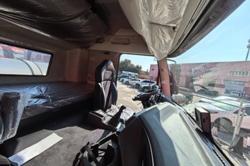 ���J6P ����� 13.2L LNG 530���� 6X4 һ�����12�� �߶� ǣ����ͼƬ