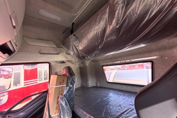 ���J6P ����� 13.2L LNG 530���� 6X4 һ�����12�� �߶� ǣ����ͼƬ