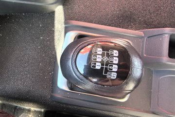 ���J6P ����� 13.2L LNG 530���� 6X4 һ�����12�� �߶� ǣ����ͼƬ