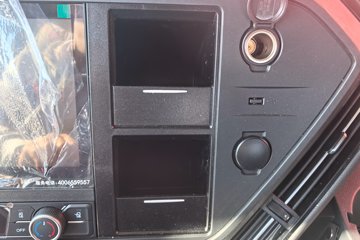 ���J6P ����� 13.2L LNG 530���� 6X4 һ�����12�� �߶� ǣ����ͼƬ