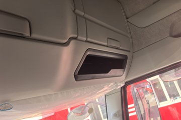 ���J6P ����� 13.2L LNG 530���� 6X4 һ�����12�� �߶� ǣ����ͼƬ