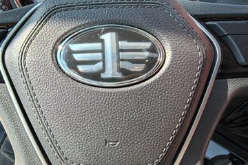 ���J6P ����� 13.2L LNG 530���� 6X4 һ�����12�� �߶� ǣ����ͼƬ