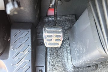 ���J6P ����� 13.2L LNG 530���� 6X4 һ�����12�� �߶� ǣ����ͼƬ