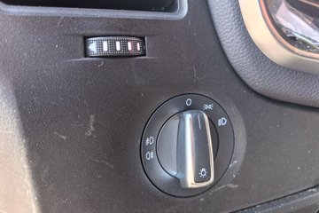 ���J6P ����� 13.2L LNG 530���� 6X4 һ�����12�� �߶� ǣ����ͼƬ