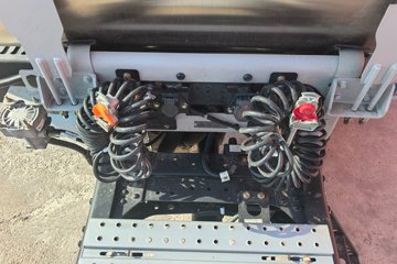 ���J6P ����� 13.2L LNG 530���� 6X4 һ�����12�� �߶� ǣ����ͼƬ