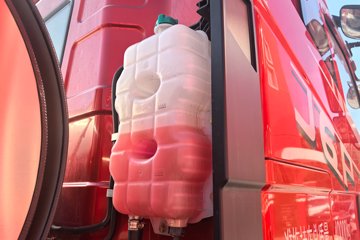 ���J6P ����� 13.2L LNG 530���� 6X4 һ�����12�� �߶� ǣ����ͼƬ