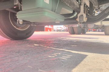 ���J6P ����� 13.2L LNG 530���� 6X4 һ�����12�� �߶� ǣ����ͼƬ