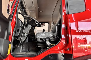 东风天锦KC&nbsp;自卸车驾驶室                                               图片