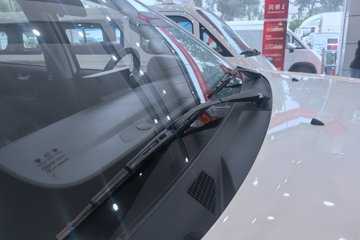 ���� �󽫾�EV 2025�� ��׼�� ���� ����˫��Ƥ�� ����ʱ��88kWhͼƬ