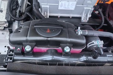 ���� �󽫾�EV 2025�� ��׼�� ���� ����˫��Ƥ�� ����ʱ��88kWhͼƬ