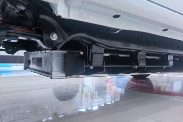 ���� �󽫾�EV 2025�� ��׼�� ���� ����˫��Ƥ�� ����ʱ��88kWhͼƬ