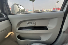 SRM鑫源 新海狮X30L 2025款 冠军版 1.5L汽油 110马力 6座 中央空调 轻客