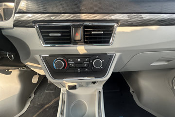 SRM��Դ �º�ʨX30L 2025�� �ھ��� 1.5L���� 110���� 6�� ����յ� ���ͼƬ