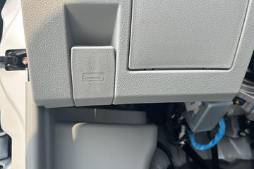 SRM��Դ �º�ʨX30L 2025�� �ھ��� 1.5L���� 110���� 6�� ����յ� ���ͼƬ