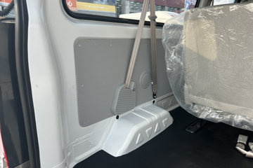 SRM��Դ �º�ʨX30L 2025�� �ھ��� 1.5L���� 110���� 6�� ����յ� ���ͼƬ