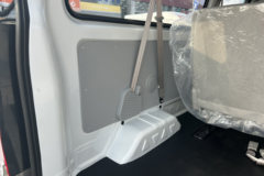 SRM鑫源 新海狮X30L 2025款 冠军版 1.5L汽油 110马力 6座 中央空调 轻客