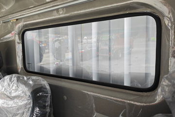 �й�����HOWO ����PRO 180���� 4.15�׵��Ų�դʽ�Ῠ(����10��)ͼƬ