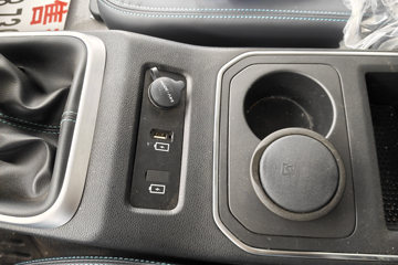 �й�����HOWO ����PRO 180���� 4.15�׵��Ų�դʽ�Ῠ(����10��)ͼƬ