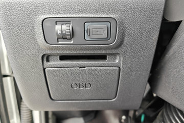 �й�����HOWO ����PRO 180���� 4.15�׵��Ų�դʽ�Ῠ(����10��)ͼƬ