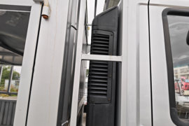 悍将PRO&nbsp;载货车底盘                                                图片