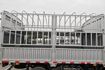 �й�����HOWO ����PRO 180���� 4.15�׵��Ų�դʽ�Ῠ(����10��)ͼƬ