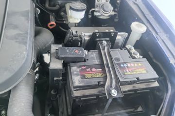 ���� ��ʮ��T30̽�ռ� 2024�� ������ 3.0T���� 143���� ���� �Զ�˫��Ƥ��ͼƬ