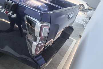 ���� ��ʮ��T30̽�ռ� 2024�� ������ 3.0T���� 143���� ���� �Զ�˫��Ƥ��ͼƬ