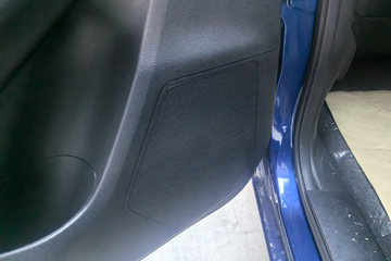 ���� ��ʮ��T30̽�ռ� 2024�� ������ 3.0T���� 143���� ���� �Զ�˫��Ƥ��ͼƬ