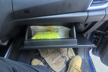 ���� ��ʮ��T30̽�ռ� 2024�� ������ 3.0T���� 143���� ���� �Զ�˫��Ƥ��ͼƬ