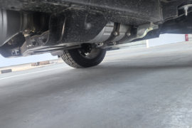 五十铃T30探险家&nbsp;皮卡底盘                                                图片