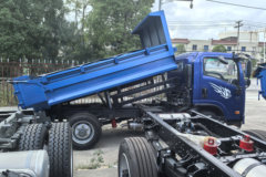 中国重汽成都商用车 V1 160马力 4X2 3.15米自卸车