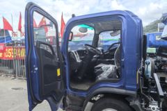 中国重汽成都商用车 V1 160马力 4X2 3.15米自卸车