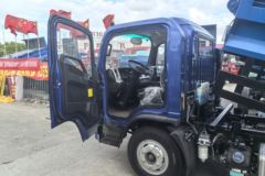 中国重汽成都商用车 V1 160马力 4X2 3.15米自卸车