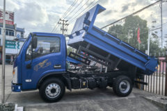 重汽豪曼 勇士M1 160马力 万里扬8档 3.2米自卸车