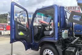 勇士M1&nbsp;自卸车驾驶室                                               图片