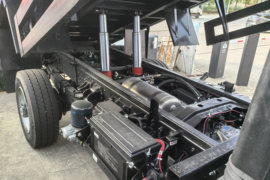 勇士M1&nbsp;自卸车底盘                                                图片